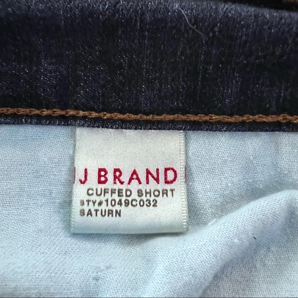 Like New! J. Brand Cuffed Bermuda Shorts SZ 28 - Picture 5 of 5